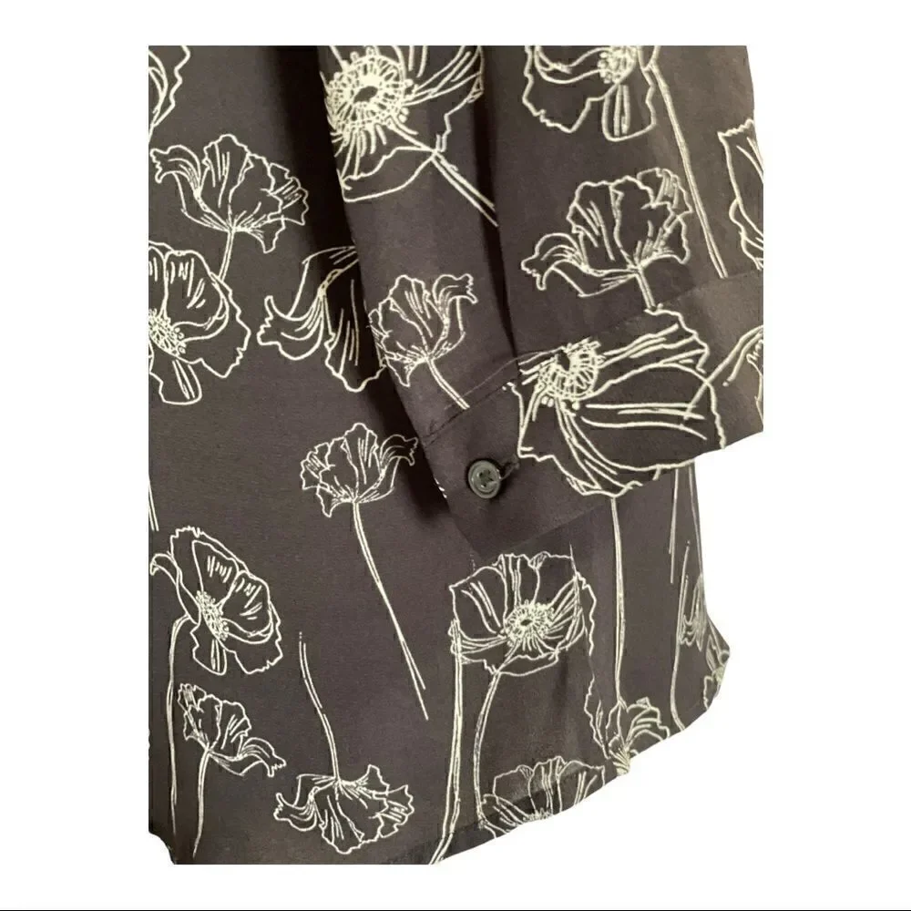 Maurice’s Gray Long Sleeve Popover Blouse